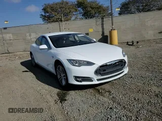2013 Tesla Model S with VIN 5YJSA1CG2DFP17298, listed as a Copart auction lot 89166515 with 57,615 mi miles and Salvage Title. Bid and sale history available at carsss.com. Image 10.