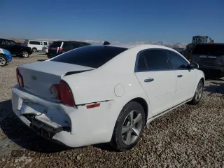 2012 Chevrolet Malibu 1LT with VIN 1G1ZC5E01CF380996, listed as a Copart auction lot 89406055 with 97,441 mi miles and Salvage Title. Bid and sale history available at DreamBid. Image 3.