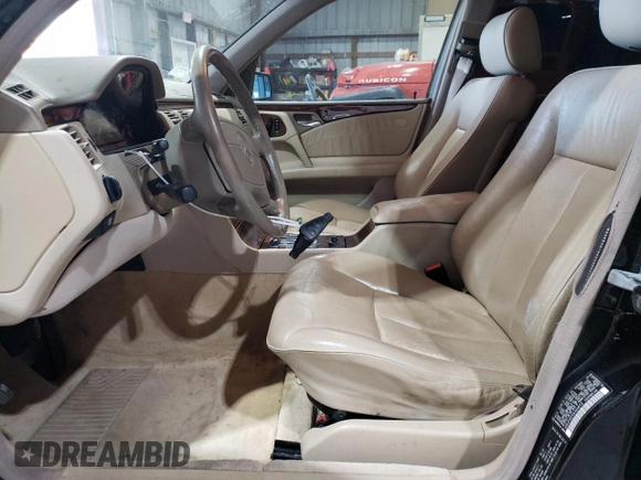 1998 Mercedes-Benz E-Class with VIN WDBJF65FXWA648112, listed as a Copart auction lot 47074665 with 0 mi miles and Salvage Title. Bid and sale history available at carsss.com. Image 7.