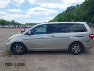 2006 Honda Odyssey EX-L z VIN 5FNRL38786B442374, wystawiony jako IAAI lot #42300958 z przebiegiem 338 841 mil mil oraz . Historia ofert i sprzedaży dostępna na DreamBid. Obrazek 15.