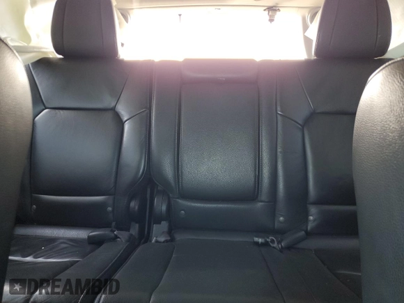 2015 Honda Pilot Touring with VIN 5FNYF4H91FB026824, listed as a Copart auction lot 49471405 with 160,524 mi miles and Salvage Title. Bid and sale history available at DreamBid. Image 10.