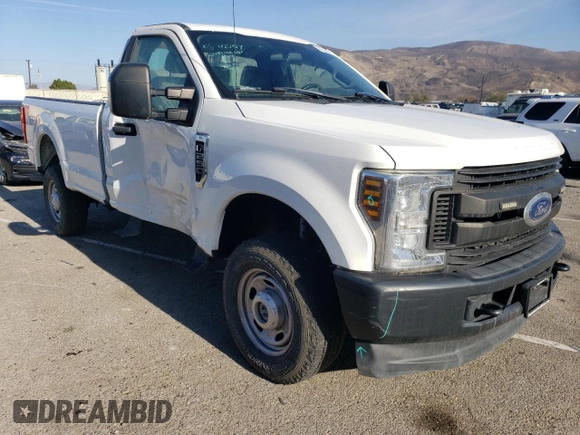 2019 Ford Super Duty F-250 SRW XL with VIN 1FDBF2B65KED69698, listed as a Copart auction lot 87228834 with 34,048 mi miles and Salvage Title. Bid and sale history available at carsss.com. Image 4.