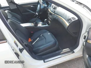 2003 Mercedes-Benz E 500 with VIN WDBUF70JX3A306654, listed as a IAAI auction lot 42073041 with 158,010 mi miles and . Bid and sale history available at DreamBid. Image 5.