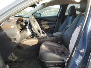 2021 Mazda CX-30 Premium with VIN 3MVDMBDM2MM220739, listed as a Copart auction lot 86848764 with 48,522 mi miles and Salvage title. Bid and sale history available at DreamBid. Image 7.