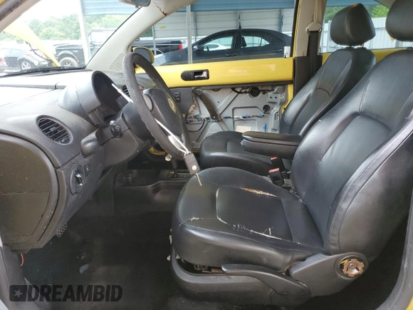 2007 Volkswagen Beetle with VIN 3VWPW31C67M519257, listed as a Copart auction lot 56223435 with 126,034 mi miles and Clean Title. Bid and sale history available at DreamBid. Image 7.