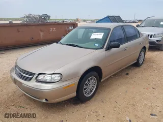 2000 Chevrolet Malibu with VIN 1G1ND52J0Y6204828, listed as a IAAI auction lot 41940387 with 212,744 mi miles. Bid and sale history available at carsss.com. Image 2.