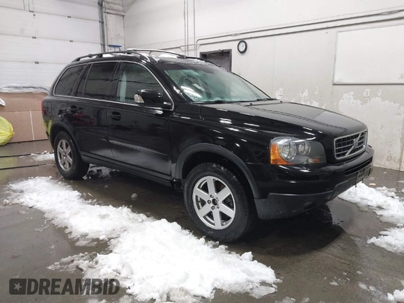 2008 Volvo XC90 I6 with VIN YV4CZ982681456052, listed as a IAAI auction lot 40756137 with 135,137 mi miles. Bid and sale history available at carsss.com. Image 1.