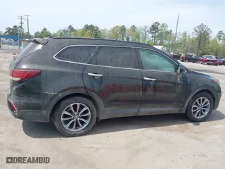 2017 Hyundai Santa Fe SE with VIN KM8SMDHF1HU217828, listed as a IAAI auction lot 42040245 with 111,569 mi miles. Bid and sale history available at carsss.com. Image 12.