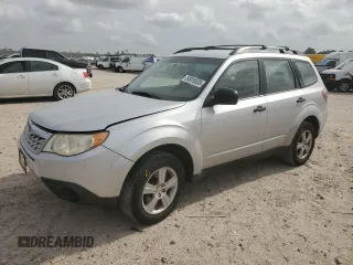 2011 Subaru Forester X z VIN JF2SHBBC9BH765895, wystawiony jako Copart lot #54918535 z przebiegiem 123 155 mil mil oraz Szkoda całkowita • Salvage title. Historia ofert i sprzedaży dostępna na DreamBid. Obrazek 1.
