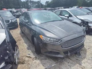 2016 Ford Fusion SE with VIN 3FA6P0H97GR363971, listed as a IAAI auction lot 41086941 with 107,202 mi miles and . Bid and sale history available at carsss.com. Image 1.