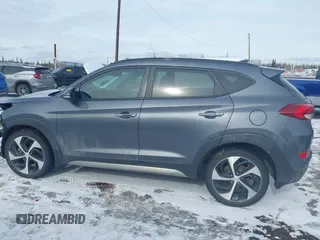 2017 Hyundai Tucson Limited with VIN KM8J3CA27HU307808, listed as a IAAI auction lot 41980342 with 91,669 mi miles. Bid and sale history available at carsss.com. Image 15.