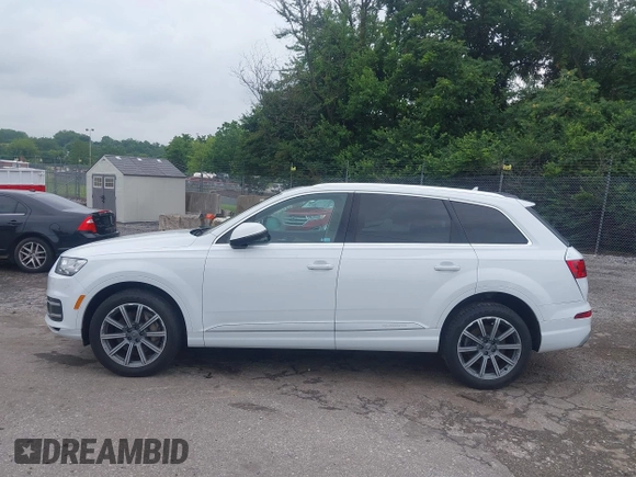 2017 Audi Q7 Premium Plus z VIN WA1LAAF74HD057367, wystawiony jako IAAI lot #42649847 z przebiegiem 90 204 mil mil oraz . Historia ofert i sprzedaży dostępna na DreamBid. Obrazek 14.