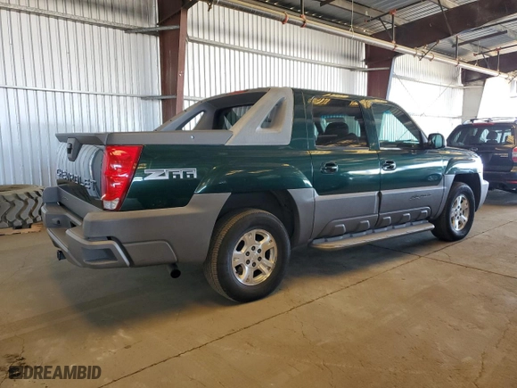 2002 Chevrolet Avalanche with VIN 3GNEC13T72G360865, listed as a Copart auction lot 54077115 with 201,031 mi miles and Clean Title. Bid and sale history available at carsss.com. Image 3.