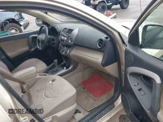 2007 Toyota RAV4 with VIN JTMBD33V776035471, listed as a IAAI auction lot 41787302 with 156,188 mi miles. Bid and sale history available at carsss.com. Image 5.