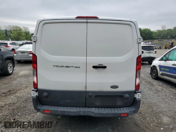 2017 Ford Transit z VIN 1FTYR2YM2HKB51983, wystawiony jako Copart lot #56053945 z przebiegiem 143 786 mil mil oraz Szkoda całkowita • Salvage title. Historia ofert i sprzedaży dostępna na DreamBid. Obrazek 6.