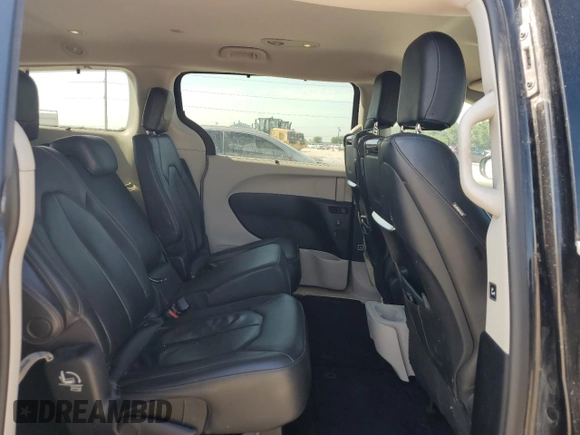 2017 Chrysler Pacifica Touring L Plus with VIN 2C4RC1EG7HR622932, listed as a Copart auction lot 56323635 with 140,008 mi miles and Clean Title. Bid and sale history available at DreamBid. Image 11.