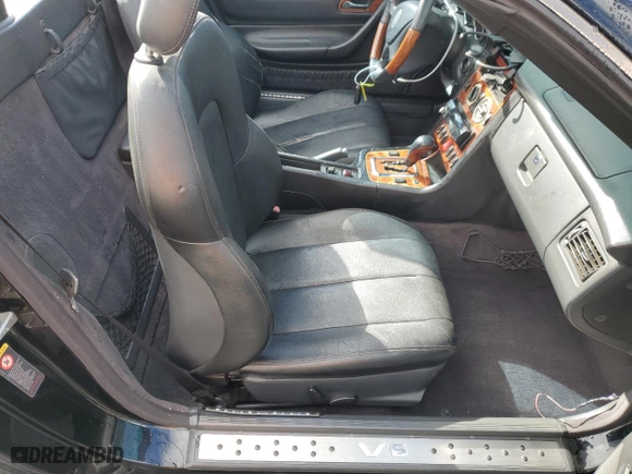 2003 Mercedes-Benz SLK-Class 3.2L with VIN WDBKK65F03F271787, listed as a Copart auction lot 45334355 with 85,581 mi miles and Clean Title. Bid and sale history available at carsss.com. Image 10.