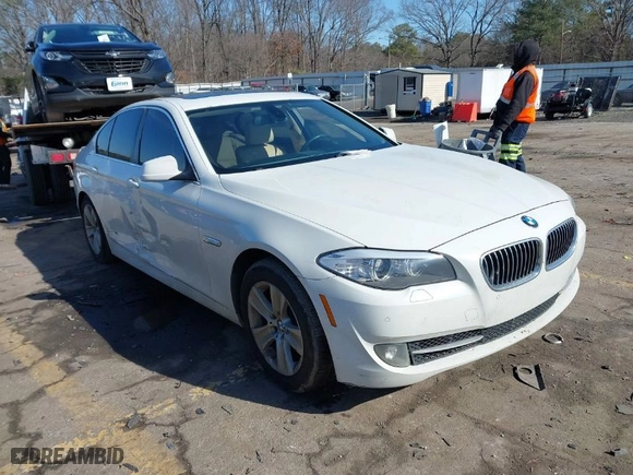 2012 BMW 5 Series 528i with VIN WBAXG5C53CDY30237, listed as a IAAI auction lot 41439943 with 193,180 mi miles. Bid and sale history available at carsss.com. Image 1.