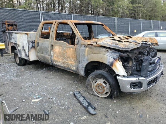2016 Ford F-350 XL with VIN 1FD8W3HT1GEC88444, listed as a Copart auction lot 48847845 with Not Provided miles and Salvage Title. Bid and sale history available at DreamBid. Image 4.