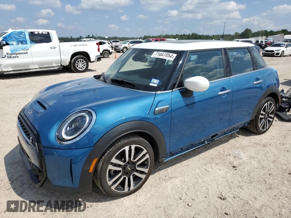 2023 MINI Hardtop 4 Door Cooper S with VIN WMW53DK07P2T87451, listed as a Copart auction lot 71447054 with 2,825 mi miles and Salvage title. Bid and sale history available at DreamBid. Image 1.