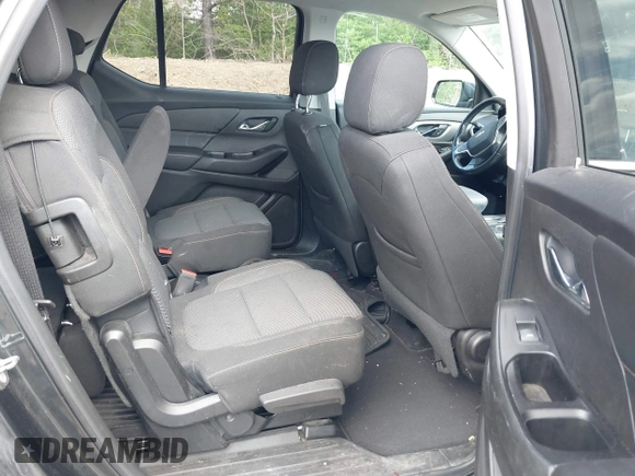 2018 Chevrolet Traverse LT Cloth with VIN 1GNERGKW5JJ204737, listed as a IAAI auction lot 42019256 with 172,064 mi miles. Bid and sale history available at carsss.com. Image 8.