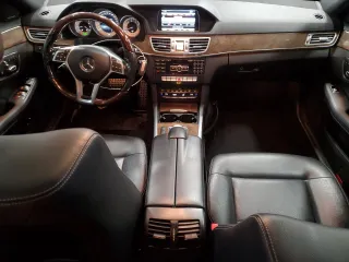 2015 Mercedes-Benz E 350 Luxury with VIN WDDHH8JB9FB109473, listed as a Copart auction lot 46889635 with 145,749 mi miles and Salvage title. Bid and sale history available at DreamBid. Image 8.
