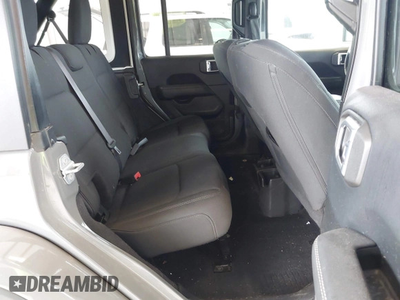 2019 Jeep Wrangler Unlimited Sahara with VIN 1C4HJXEN0KW540591, listed as a IAAI auction lot 42076235 with 41,016 mi miles and . Bid and sale history available at DreamBid. Image 8.