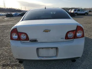 2008 Chevrolet Malibu LTZ with VIN 1G1ZK577X8F277130, listed as a Copart auction lot 45578185 with 144,464 mi miles and Clean Title. Bid and sale history available at carsss.com. Image 6.