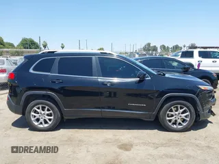 2018 Jeep Cherokee Latitude с VIN 1C4PJLCB5JD503737, выставлен на аукционе IAAI как лот 42593770 с пробегом 112 697 миль миль и . История ставок и продаж доступна на DreamBid. Изображение 13.
