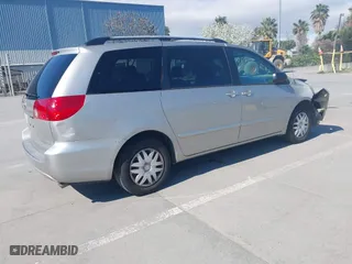2008 Toyota Sienna CE with VIN 5TDZK23C48S161771, listed as a IAAI auction lot 41885633 with 231,322 mi miles. Bid and sale history available at carsss.com. Image 4.