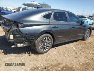 2023 Hyundai Sonata Hybrid SEL with VIN KMHL34JJ7PA058576, listed as a Copart auction lot 68246423 with 6,574 mi miles. Bid and sale history available at carsss.com. Image 3.