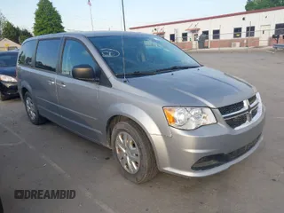 2016 Dodge Grand Caravan SE with VIN 2C4RDGBGXGR370466, listed as a IAAI auction lot 42033600 with 155,799 mi miles. Bid and sale history available at carsss.com. Image 1.