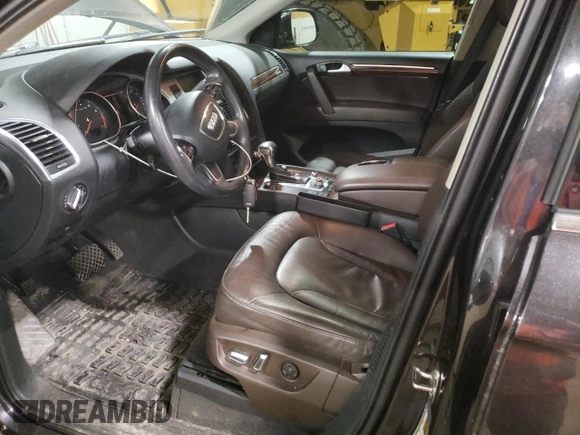 2013 Audi Q7 Premium Plus с VIN WA1LGAFE7DD012060, выставлен на аукционе Copart как лот 61245455 с пробегом 95 833 миль миль и Списание • Salvage title. История ставок и продаж доступна на DreamBid. Изображение 7.
