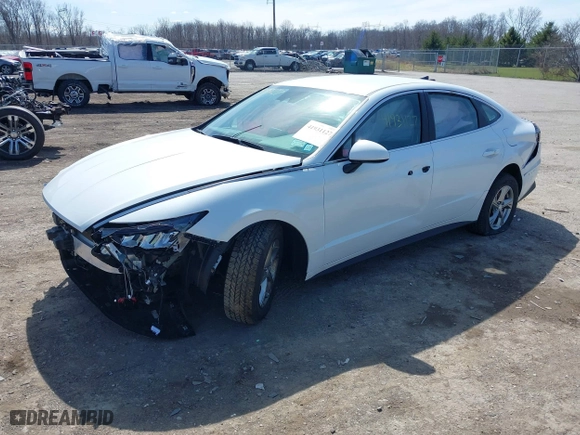 2021 Hyundai Sonata SE with VIN 5NPEG4JA9MH117889, listed as a IAAI auction lot 41931127 with 25,730 mi miles. Bid and sale history available at carsss.com. Image 17.