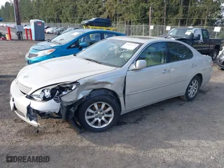 2003 Lexus ES 300 with VIN JTHBF30G130121418, listed as a IAAI auction lot 41667129 with 1 mi miles. Bid and sale history available at carsss.com. Image 16.
