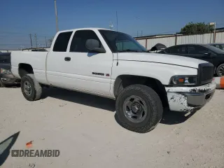 2000 Dodge 1500 z VIN 3B7HF12Y0YG147372, wystawiony jako Copart lot #74925094 z przebiegiem 247 162 mil mil oraz Szkoda całkowita • Salvage title. Historia ofert i sprzedaży dostępna na DreamBid. Obrazek 4.