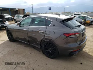 2022 Maserati Levante Modena S with VIN ZN661ZUM9NX399027, listed as a Copart auction lot 76893644 with 29,075 mi miles and Salvage Title. Bid and sale history available at carsss.com. Image 2.