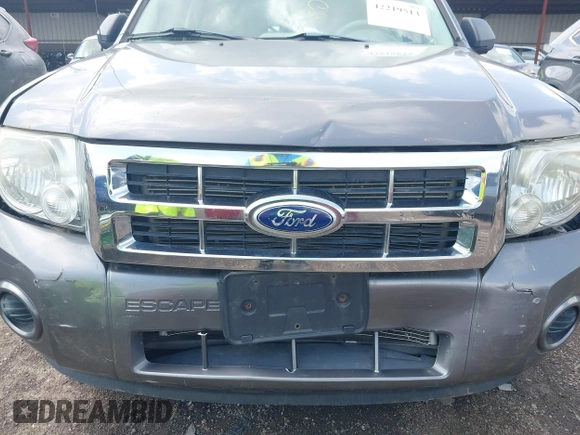 2010 Ford Escape XLS с VIN 1FMCU0C77AKD25868, выставлен на аукционе IAAI как лот 42219513 с пробегом 180 351 миль миль и . История ставок и продаж доступна на DreamBid. Изображение 6.