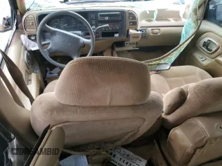 1995 Chevrolet Suburban with VIN 1GNFK16K0SJ430411, listed as a Copart auction lot 79208624 with 316,229 mi miles and Salvage Title. Bid and sale history available at carsss.com. Image 8.