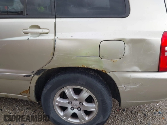 2002 Toyota Highlander z VIN JTEGD21A920030182, wystawiony jako IAAI lot #41944944 z przebiegiem 214 460 mil mil oraz . Historia ofert i sprzedaży dostępna na DreamBid. Obrazek 17.