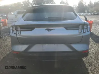2022 Ford Mustang Mach-E Select z VIN 3FMTK1RM8NMA39647, wystawiony jako Copart lot #52046755 z przebiegiem 19 021 mil mil oraz Szkoda całkowita • Salvage title. Historia ofert i sprzedaży dostępna na DreamBid. Obrazek 6.