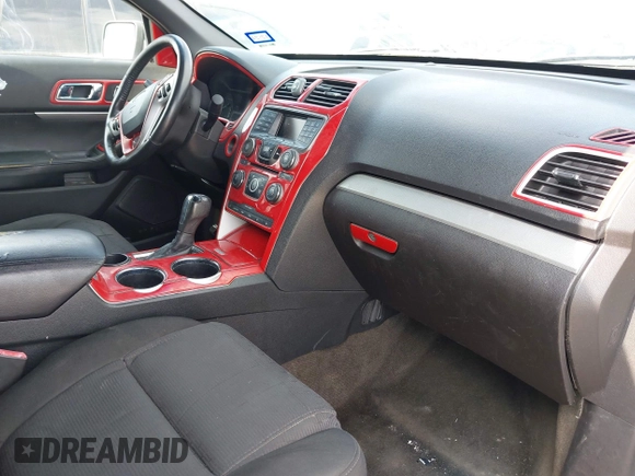 2014 Ford Explorer XLT with VIN 1FM5K7D81EGA48688, listed as a IAAI auction lot 42360152 with 208,939 mi miles and . Bid and sale history available at DreamBid. Image 5.