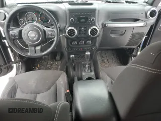 2017 Jeep Wrangler Unlimited Sahara z VIN 1C4BJWEG2HL629297, wystawiony jako Copart lot #46188865 z przebiegiem 98 463 mil mil oraz Szkoda całkowita • Salvage title. Historia ofert i sprzedaży dostępna na DreamBid. Obrazek 8.