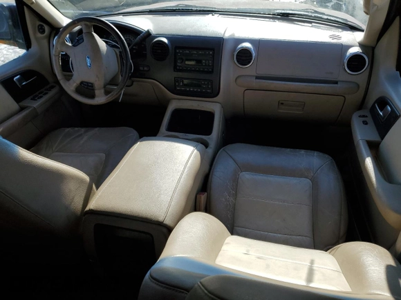2003 Ford Expedition Eddie Bauer with VIN 1FMRU17W33LB36519, listed as a Copart auction lot 88089905 with 187,656 mi miles and Non Repairable. Bid and sale history available at carsss.com. Image 8.