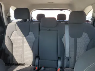 2023 Kia Sorento LX z VIN 5XYRG4LC5PG197607, wystawiony jako Copart lot #50790925 z przebiegiem 34 041 mil mil oraz Czysty tytuł • Clean title. Historia ofert i sprzedaży dostępna na DreamBid. Obrazek 10.