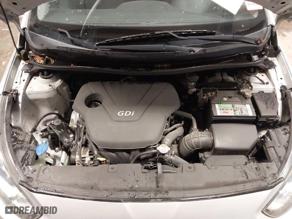 2013 Hyundai Accent GS with VIN KMHCT5AE4DU121779, listed as a IAAI auction lot 41250935 with 152,128 mi miles. Bid and sale history available at carsss.com. Image 10.