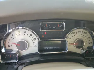2014 Ford Expedition XLT z VIN 1FMJU1H55EEF14723, wystawiony jako Copart lot #56455855 z przebiegiem 163 748 mil mil oraz Szkoda całkowita • Salvage title. Historia ofert i sprzedaży dostępna na DreamBid. Obrazek 9.
