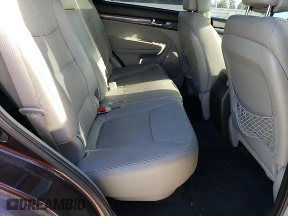 2011 Kia Sorento SX with VIN 5XYKW4A21BG122698, listed as a Copart auction lot 82316704 with 191,579 mi miles and Salvage Title. Bid and sale history available at carsss.com. Image 11.