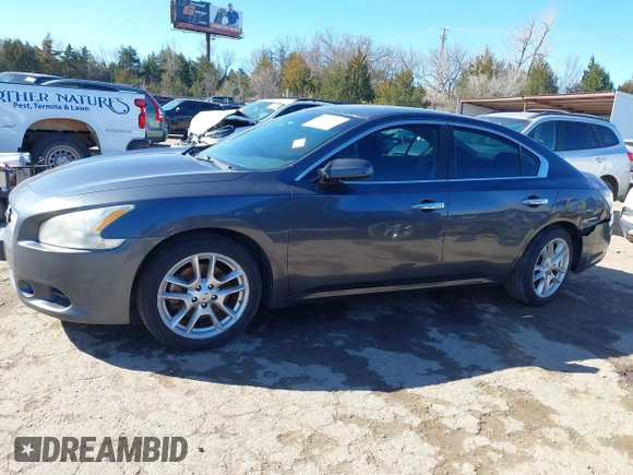 2012 Nissan Maxima SV z VIN 1N4AA5AP6CC848516, wystawiony jako IAAI lot #41711233 z przebiegiem 164 170 mil mil oraz . Historia ofert i sprzedaży dostępna na DreamBid. Obrazek 14.