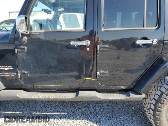 2008 Jeep Wrangler Unlimited Sahara with VIN 1J4GB59138L506461, listed as a Copart auction lot 75082664 with 178,944 mi miles and Salvage title. Bid and sale history available at DreamBid. Image 13.